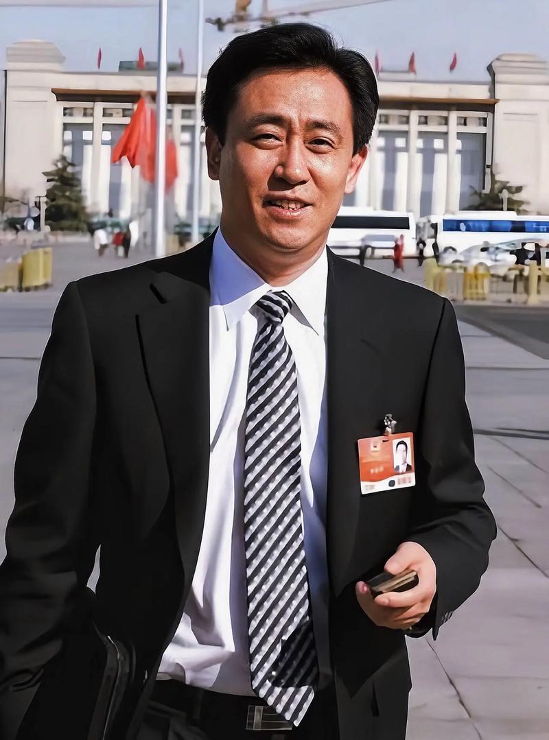 恒大危机 许家印强制措施 香橼做空报告_浑水做空恒大