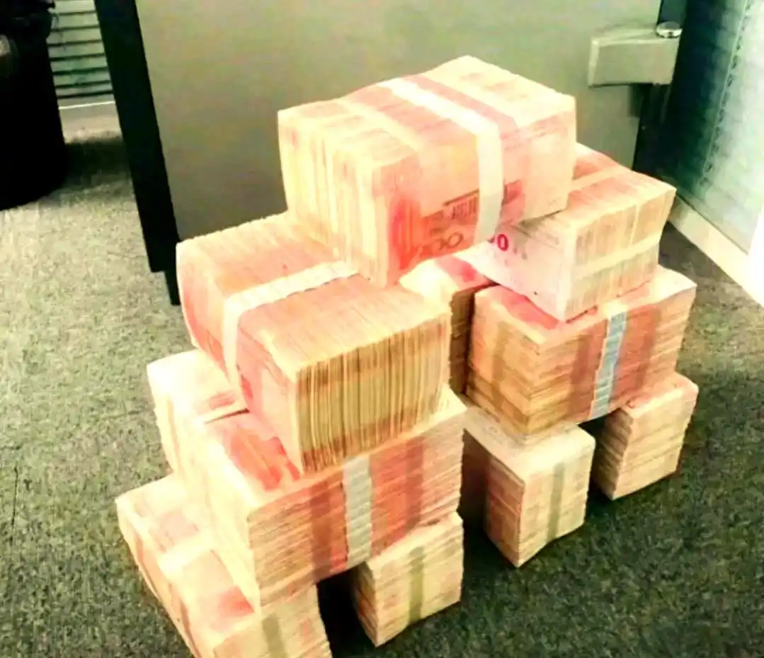 探讨财富观念：100万存款能超越多少人？200万如何规划？