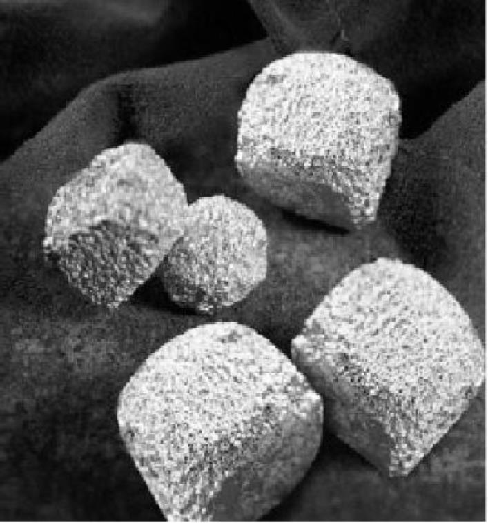 黄金的物理化学属性解析：颜色变化、熔点密度、延展性，揭秘‘真