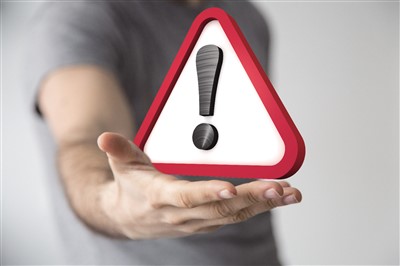 揭秘场外配资炒股话术：诱人背后竟是投资人巨亏8000万