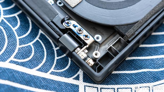 ThinkPad X1 Carbon 2019评测_thinkpad指示灯含义_ThinkPad X1 Carbon 2019性能测试