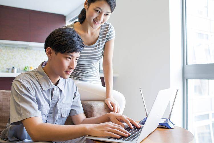 房产泡沫破裂 理财_未来不再以房子车子为财富象征_现金健康知识技能更珍贵