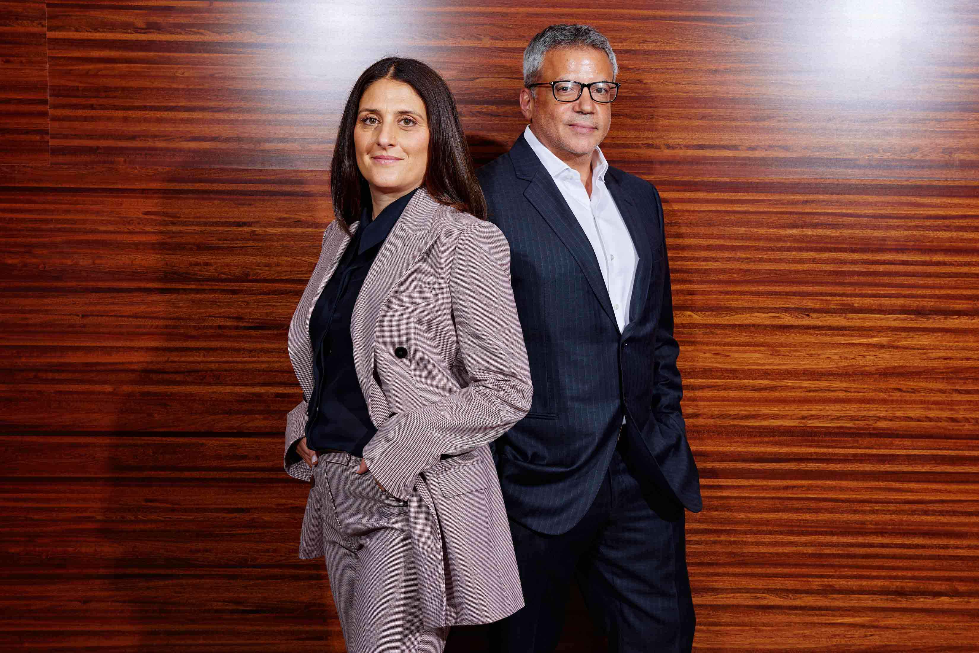 阿布迪、德卢卡两人|图片来自《纽约时报》,摄影 Maggie Shannon