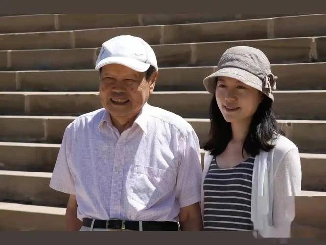 翁帆与杨振宁的性笑话_杨振宁与翁帆锡婚_杨振宁与翁帆婚姻生活