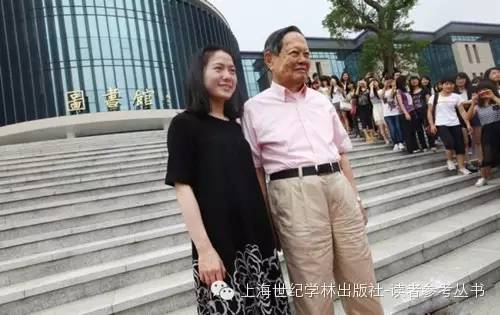 杨振宁与翁帆婚姻生活_杨振宁与翁帆锡婚_翁帆与杨振宁的性笑话