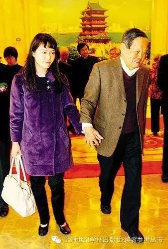 杨振宁与翁帆婚姻生活_翁帆与杨振宁的性笑话_杨振宁与翁帆锡婚